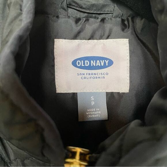 Old Navy Black Quilted Full Zip Vest Size Small - Picture 5 of 7